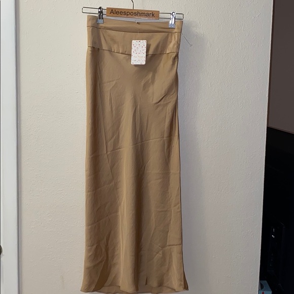 FP free people praline skirt Normani bias size 2 - Picture 9 of 9
